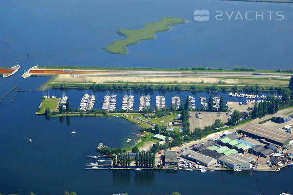 Yacht Harbor De Knar