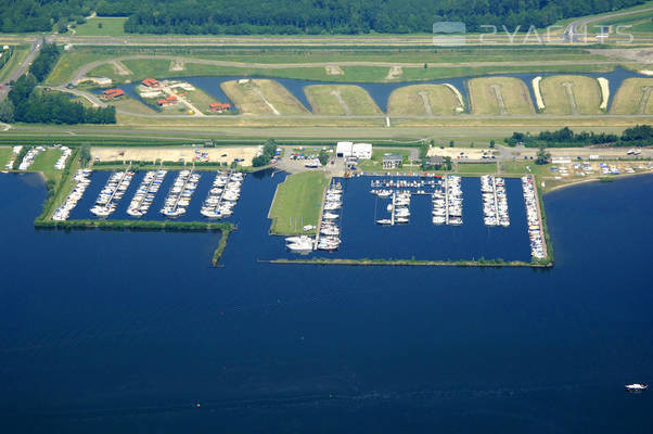 Flevostrand Yacht Harbor