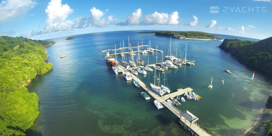 Le Phare Bleu Marina