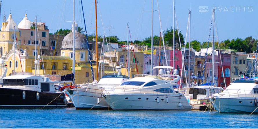 Marina di Procida