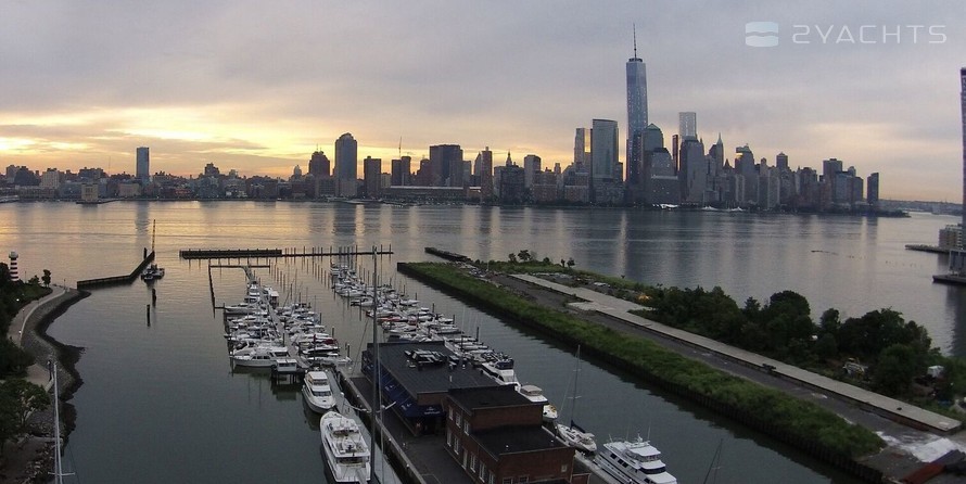 Newport Yacht Club & Marina