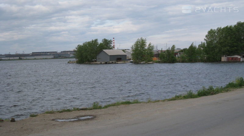 Плавбаза Екатеринбургской морской школы ДОСААФ