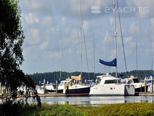 Skull Creek Marina