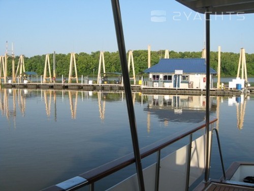Demopolis Yacht Basin