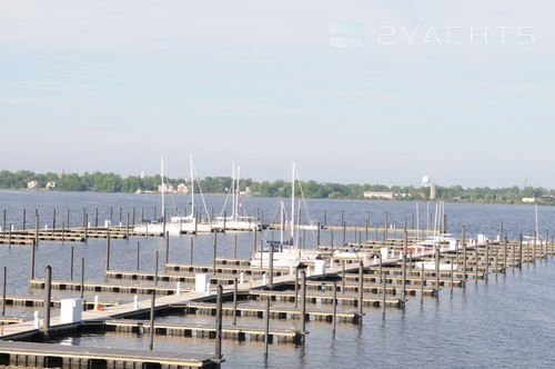 Bridgeton Harbor Marina