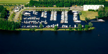 Yachtharbor/Watersportcentrum De Eemhof