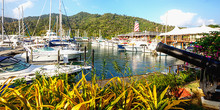 CrewsInn Marina
