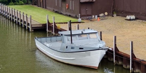 Scruton Marine 1948 39 x 12.7 steel trapnetter