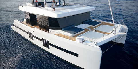 68 Supreme Sunreef Sailing