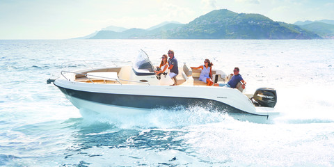 Quicksilver Activ 805 Open