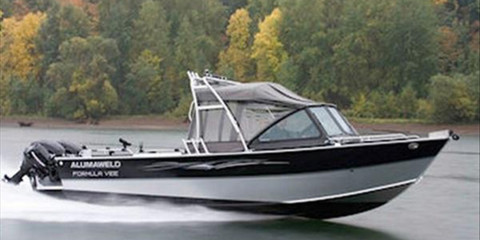 Alumaweld Formula Vee Outboard 22 ft