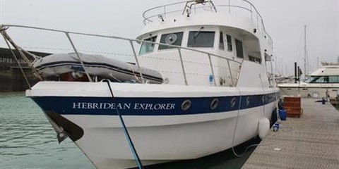 Aquastar custom flybridge 50