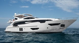 Azimut Grande 30 METRI