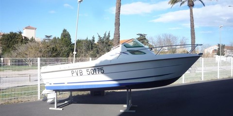 B2 marine cap ferret 550 cc