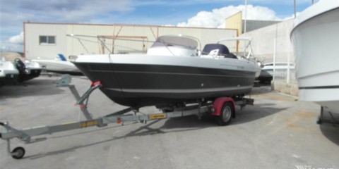 B2 marine cap ferret 552 dc