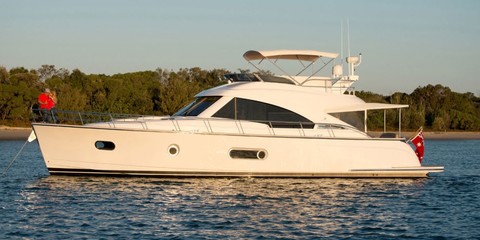 Riviera Belize 54 Daybridge