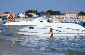 Beneteau Flyer 750 Sun Deck