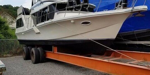 Bluewater yachts 42 coastal cruiser