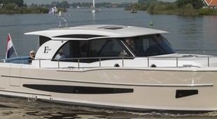 Boarnstream 1200 Elegance Sedan