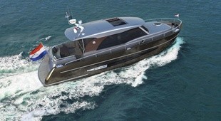 Boarnstream 1200 Express Sedan