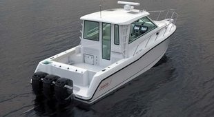 Boston Whaler 345 Conquest Pilothouse