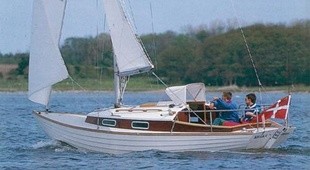 Brandt-Moeller Yachts For Sale Charter 2Yachts