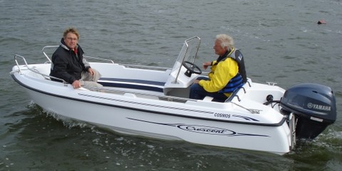 Crescent 450 SC Cosmos