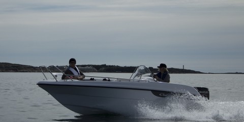 Crescent 520 CC Arrow