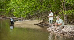 Crestliner 1760 Retriever Jon Deluxe