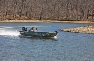 Crestliner 18 Ambush