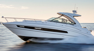 Cruisers Yachts 38 Express