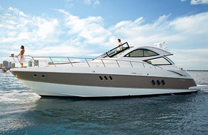 Cruisers Yachts 520 Sports Coupe