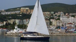 Custom Boats Ginton 61