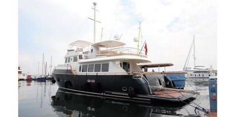 Custom built trawler 70