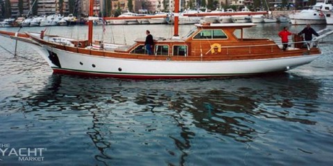 Custom clipper schooner