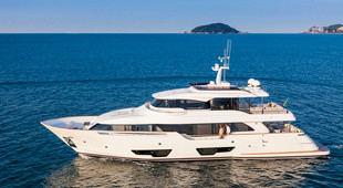 Custom Line Navetta 28