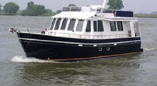 De Alm Almtrawler 1320 AD