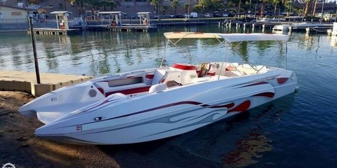 Domn8er 25 deck boat