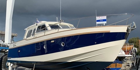 Dorset lake shipyard delphis ten