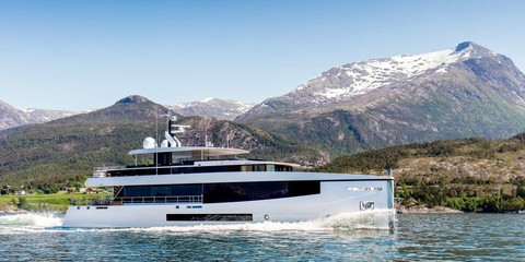 Feadship Moon Sand Too