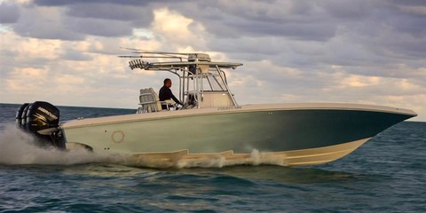 Fountain 38 center console te