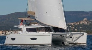 Fountaine Pajot Helia 44 Evolution
