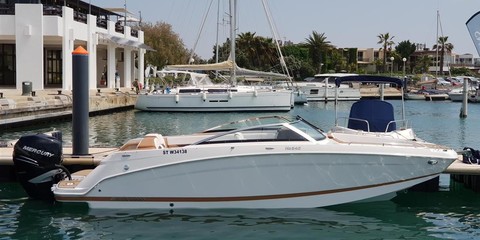 Four winns hd 240 ob