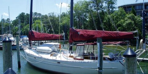 Freedom 40 cat ketch