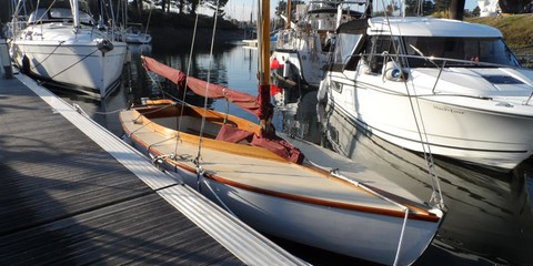 Hamble one design classic yacht