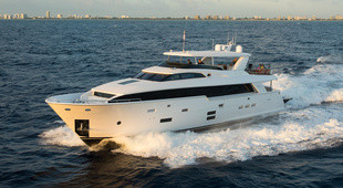 Hatteras 100 Raised Pilothouse