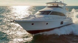 Hatteras M60