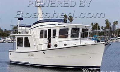 Helmsman trawlers 38e pilothouse