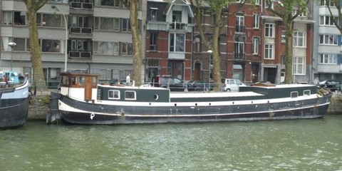 Houseboat / woonboot klipperaak