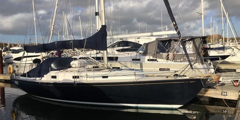 Marlow-Hunter mystery 35